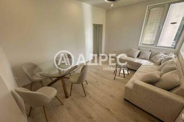 Kira - Apartman olarak Oborishte,  Sofia