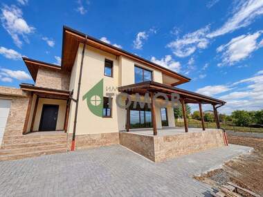 For sale - House in Center,  Sofia