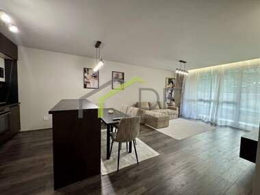 Vânzare - Apartament în Izgrev,  Varna