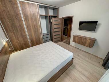 Închiriere - Apartament în Lazur,  Burgas