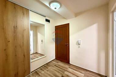 For sale - Apartment in Centеr,  Veliko Tarnovo