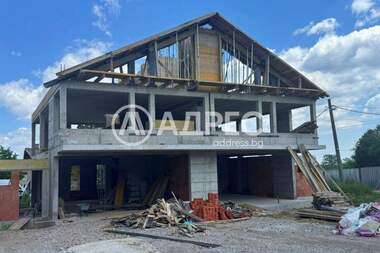 For sale - House in Ivaniane,  Sofia