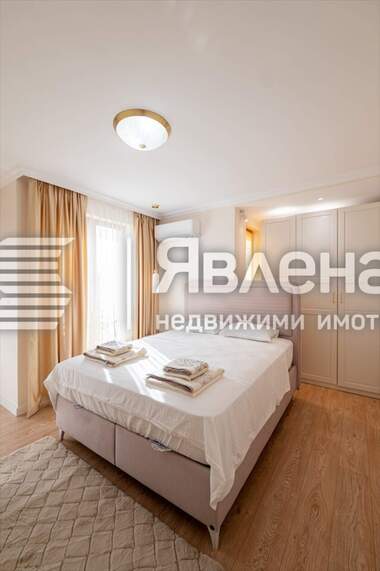Miete - Wohnung in Zentar,  Burgas