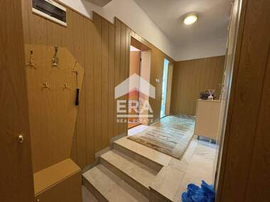 Verkauf - Etage von Haus in Zentar,  Weliko Tarnowo