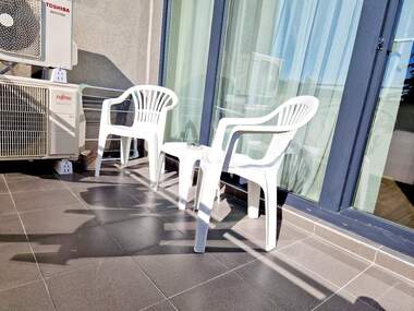 Închiriere - Apartament în Levski,  Varna