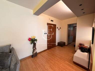 Închiriere - Apartament în Goțe Delceev,  Sofia
