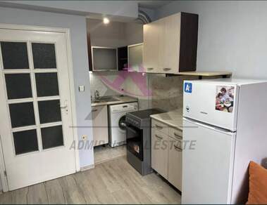 For rent - Apartment in Kolhozen pazar,  Varna
