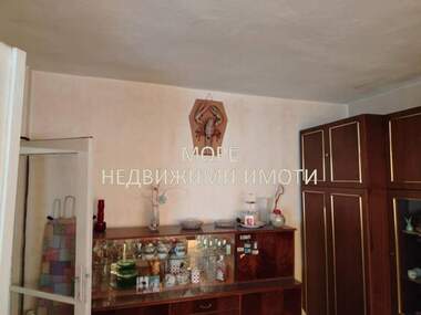 Продажа - Квартира в Айтос,  Бургас