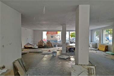 For sale - Store in Matematicheskata gimnazia,  Shumen