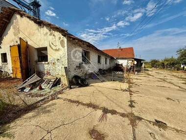 Satış - Endustriyel tesisler/Depo yeri/Depo olarak Kozarevec,  Veliko Tarnovo