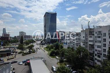 Vânzare - Apartament în Mladost-2,  Sofia