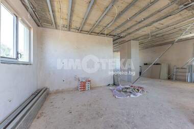 For sale - House in Priseltsi,  Varna