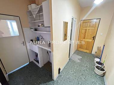 For sale - Apartment in Orel,  Razgrad