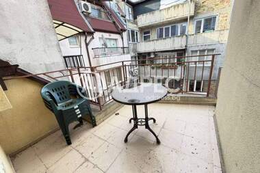 Kira - Apartman olarak Pogrebi,  Varna