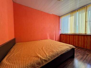 Închiriere - Apartament în Izgrev,  Burgas