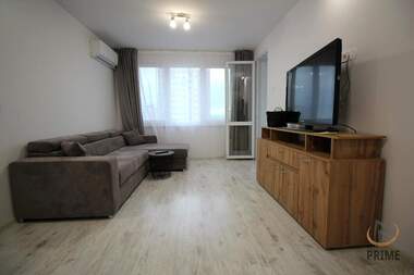 Închiriere - Apartament în Slaveîkov,  Burgas