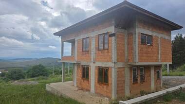 Продажба - Къща в Старо Село,  Перник