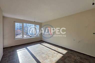 For sale - Apartment in Nadejda 2,  Sofia