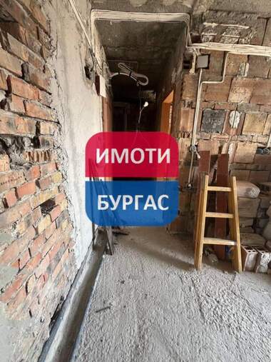 Продажа - Квартира в Възраждане,  Бургас