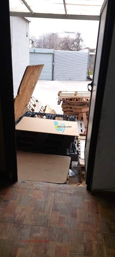 For rent - Store in Gagarin,  Plovdiv