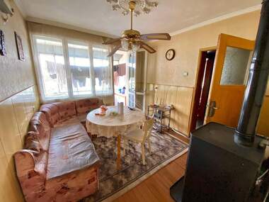 Vânzare - Apartament în Liaskoveț,  Veliko Tărnovo