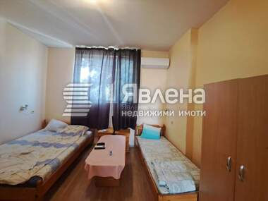 Продажа - Отель в Център,  Ямбол