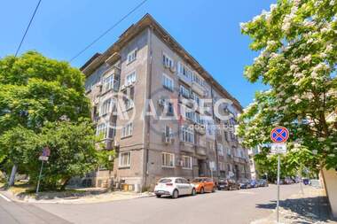 Продажба - Апартамент във Възраждане,  Бургас