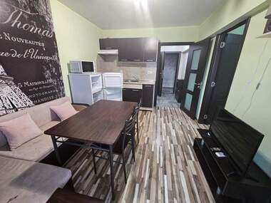 Miete - Wohnung in Mladejki halm,  Plowdiw