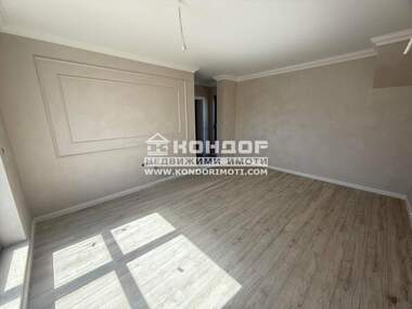 Vânzare - Apartament în Kărșiaka,  Plovdiv