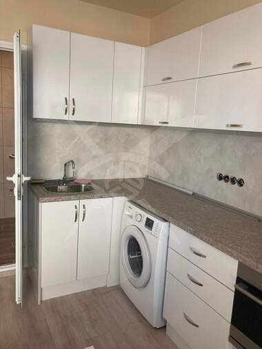 Kira - Apartman olarak Pogrebi,  Varna