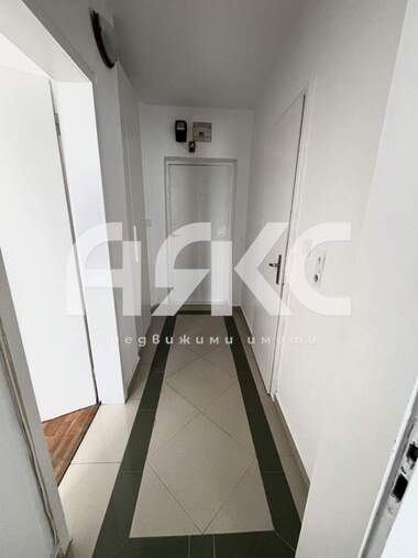 Închiriere - Apartament în Goțe Delceev,  Sofia