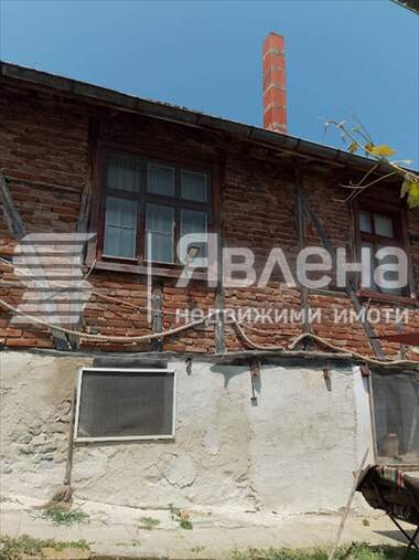 For sale - House in Izgrev,  Burgas