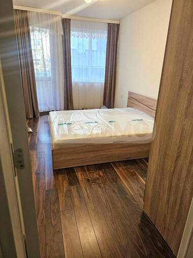 Închiriere - Apartament în Sportna zala,  Varna
