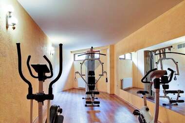 For sale - Hotel in Razlog,  Blagoevgrad