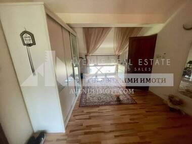 For sale - Apartment in Kiuchuk Parij,  Plovdiv