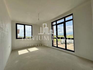 Продажба - Апартамент в Раковски,  Пловдив