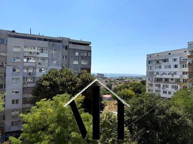 Продажа - Квартира в Гранд Мол,  Варна
