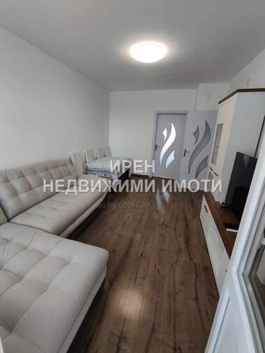 Vânzare - Apartament în Hale,  Iambol