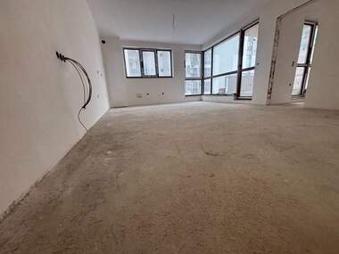 Verkauf - Wohnung in Üjen,  Plowdiw