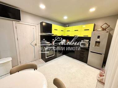 Vânzare - Apartament în Center,  Șumen