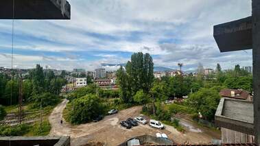 Продажба - Апартамент в Сухата река,  София