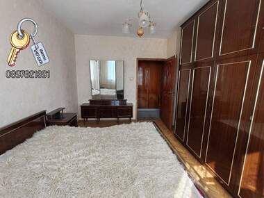 Продажба - Апартамент в Широк Център,  Плевен