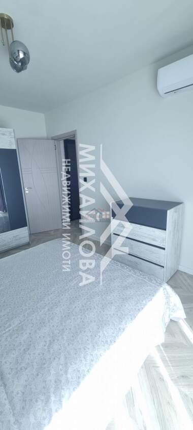 Продажба - Апартамент в Железник-център,  Стара Загора