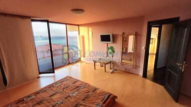 Vânzare - Apartament în Țarevo,  Burgas