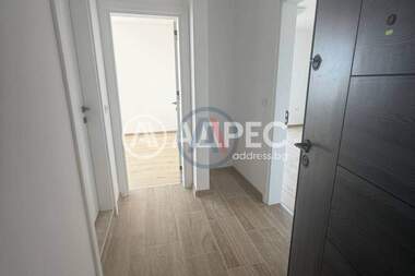 Vânzare - Apartament în Pceelina,  Varna