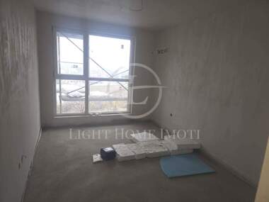 For sale - Apartment in Iujen,  Plovdiv
