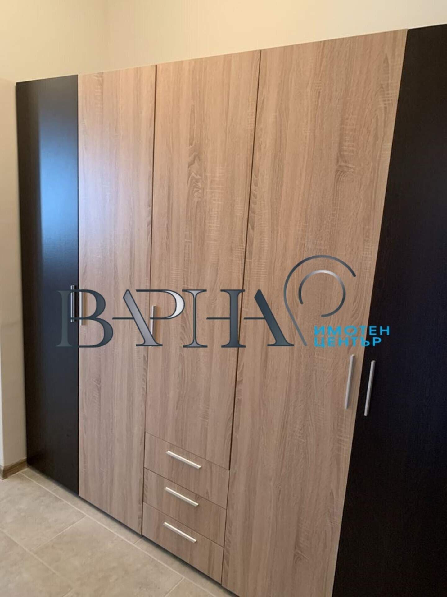 Δίδωμο Διαμέρισμα σε Λεβσκι, Βαρνα – φωτογραφία 10