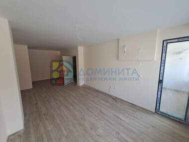Vânzare - Apartament în Țarevo,  Burgas