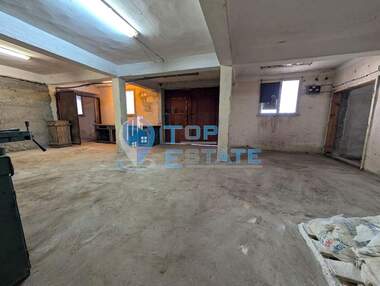Vânzare - Spațiu industrial în Samovodene,  Veliko Tărnovo
