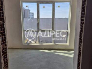Vânzare - Apartament în Madika,  Burgas